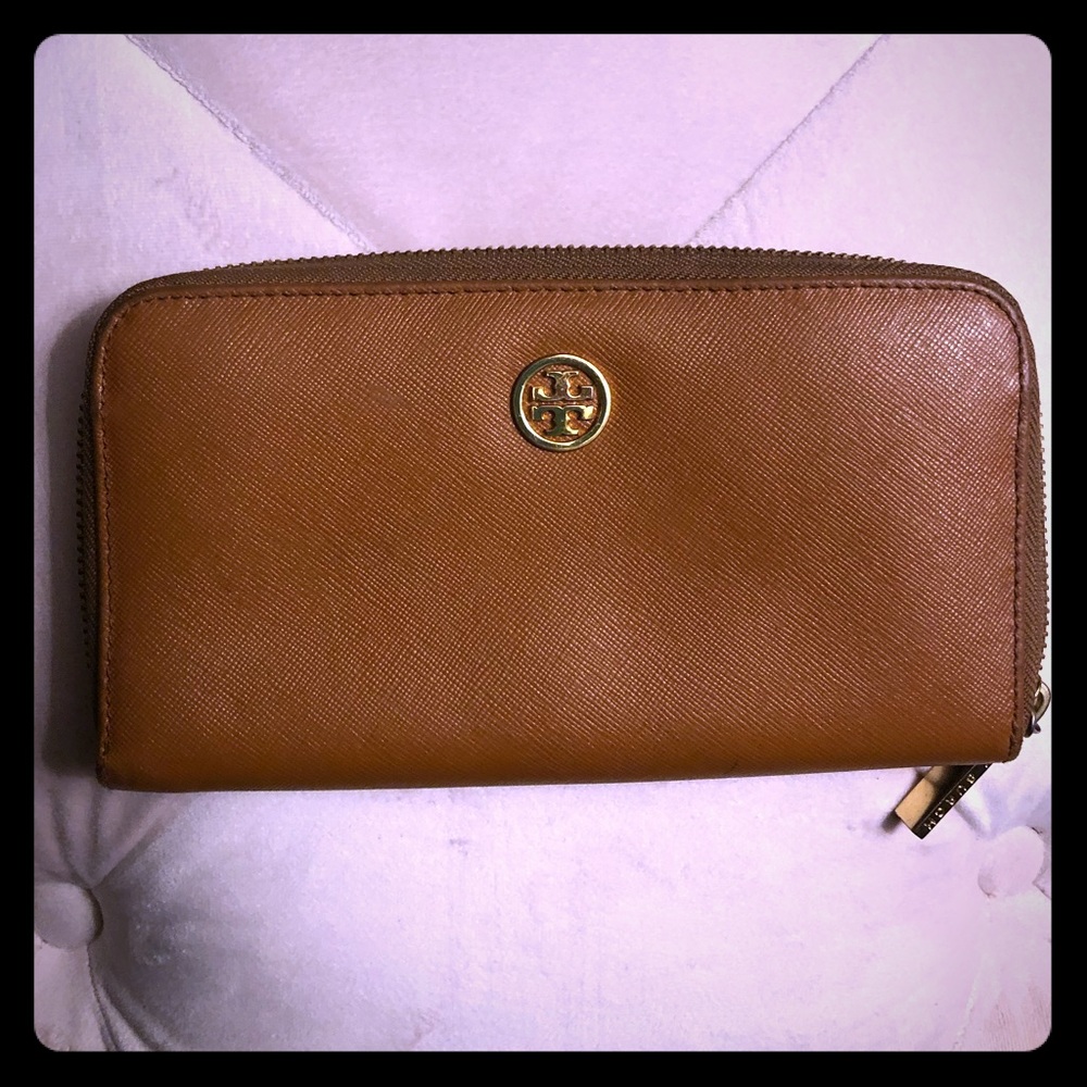 Tory Burch Emerson Zip Leather Wallet brown